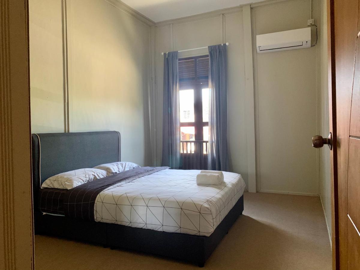 Sarah Guesthouse كُوالا تيرينغانو المظهر الخارجي الصورة